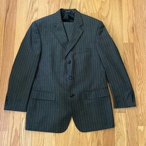 Kilburne and Finch Men’s Suit